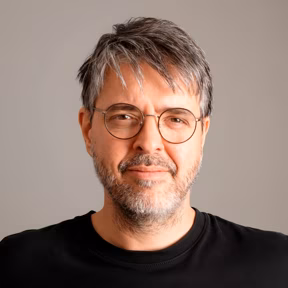 Néstor Lizalde